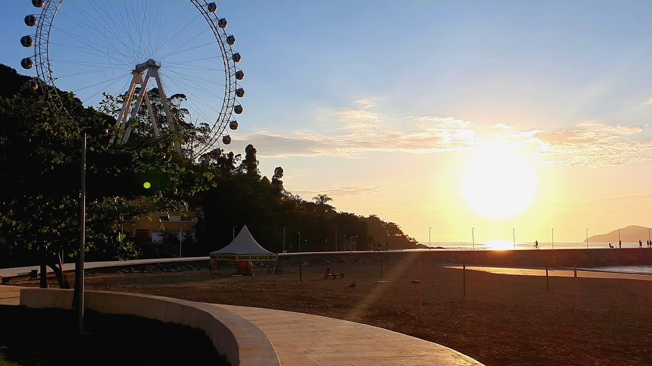 por do sol em balneario camboriu